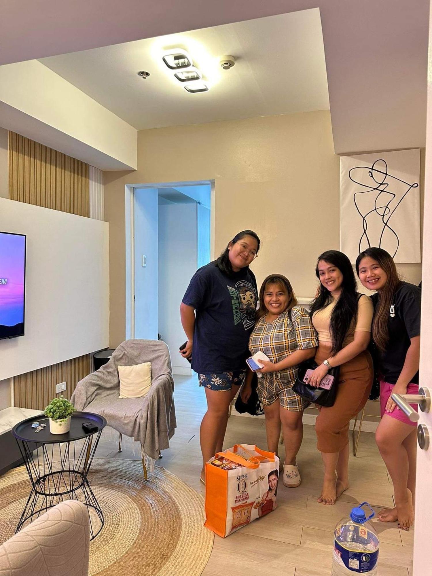 Azure Urban Resort Residence R&C - Paranaque Manilla Buitenkant foto